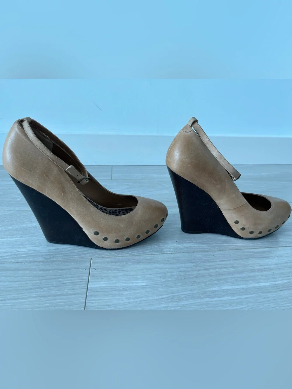 Aldo Tan Beige Genuine Leather Stud-Trim Ankle-Strap Platform Pumps Size 40
